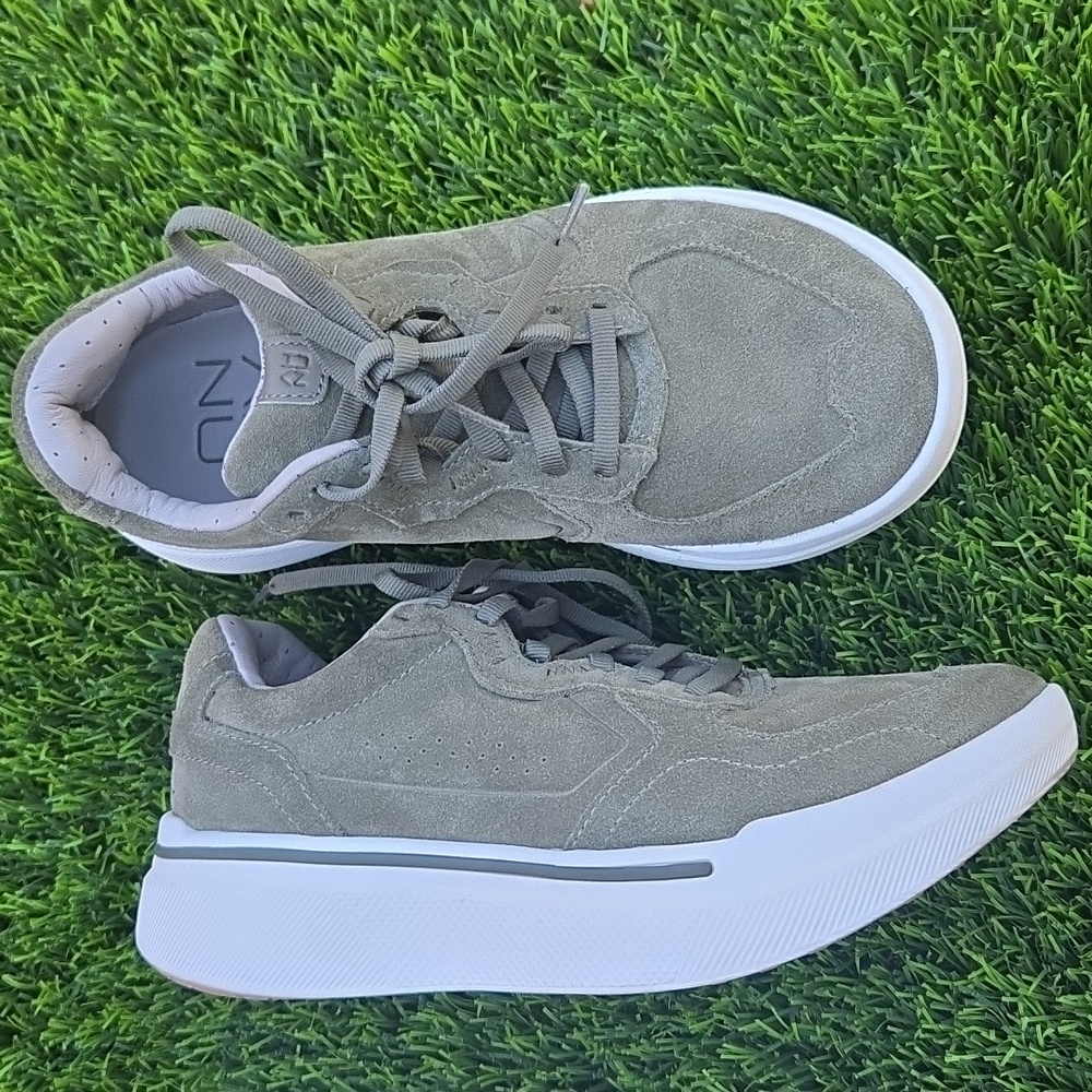 Ahnu Olive Green Suede Sneakers  Women’s Size 7  Premium Comfort